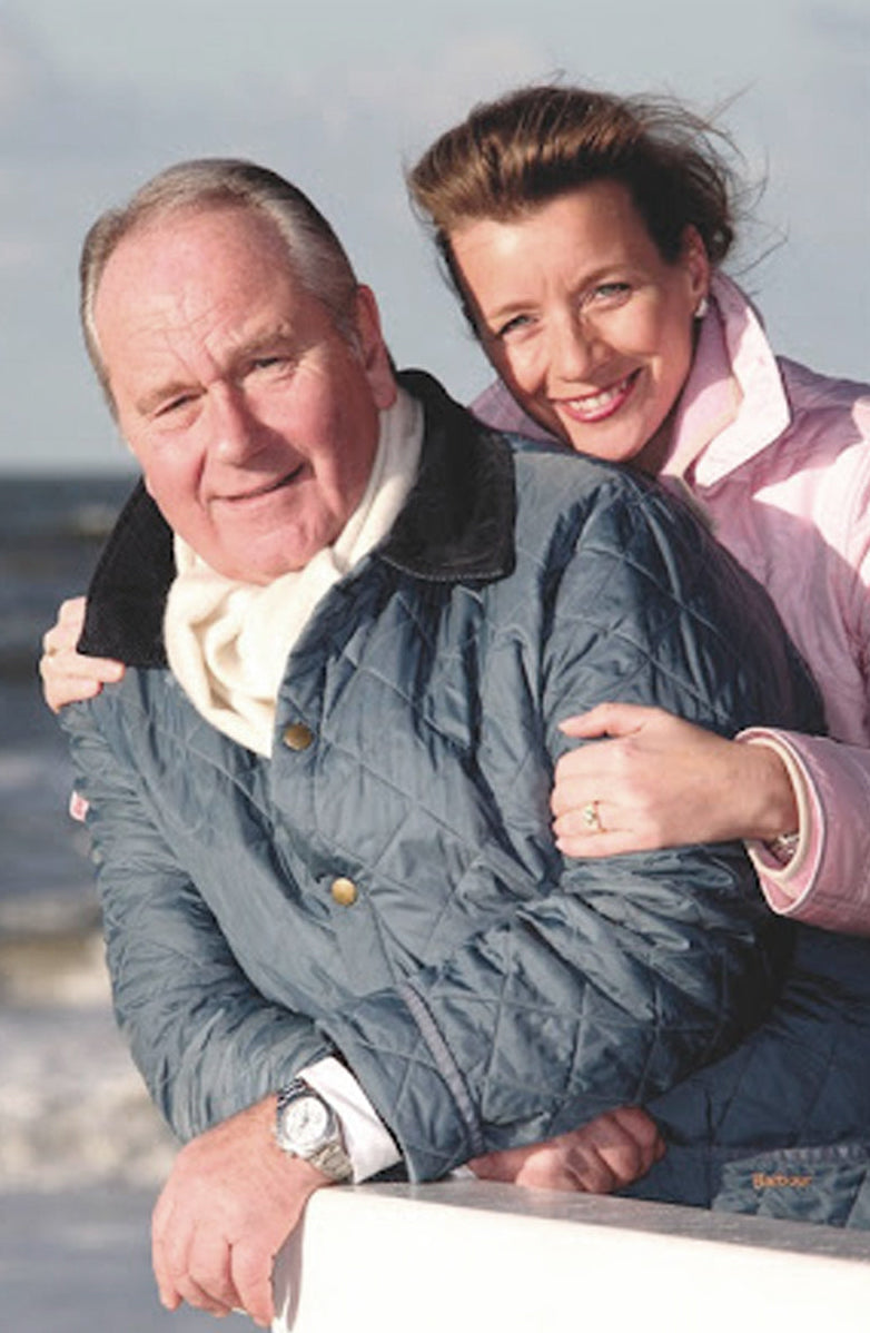 Gastgeber Angela und Guido Schroeter am Strand.