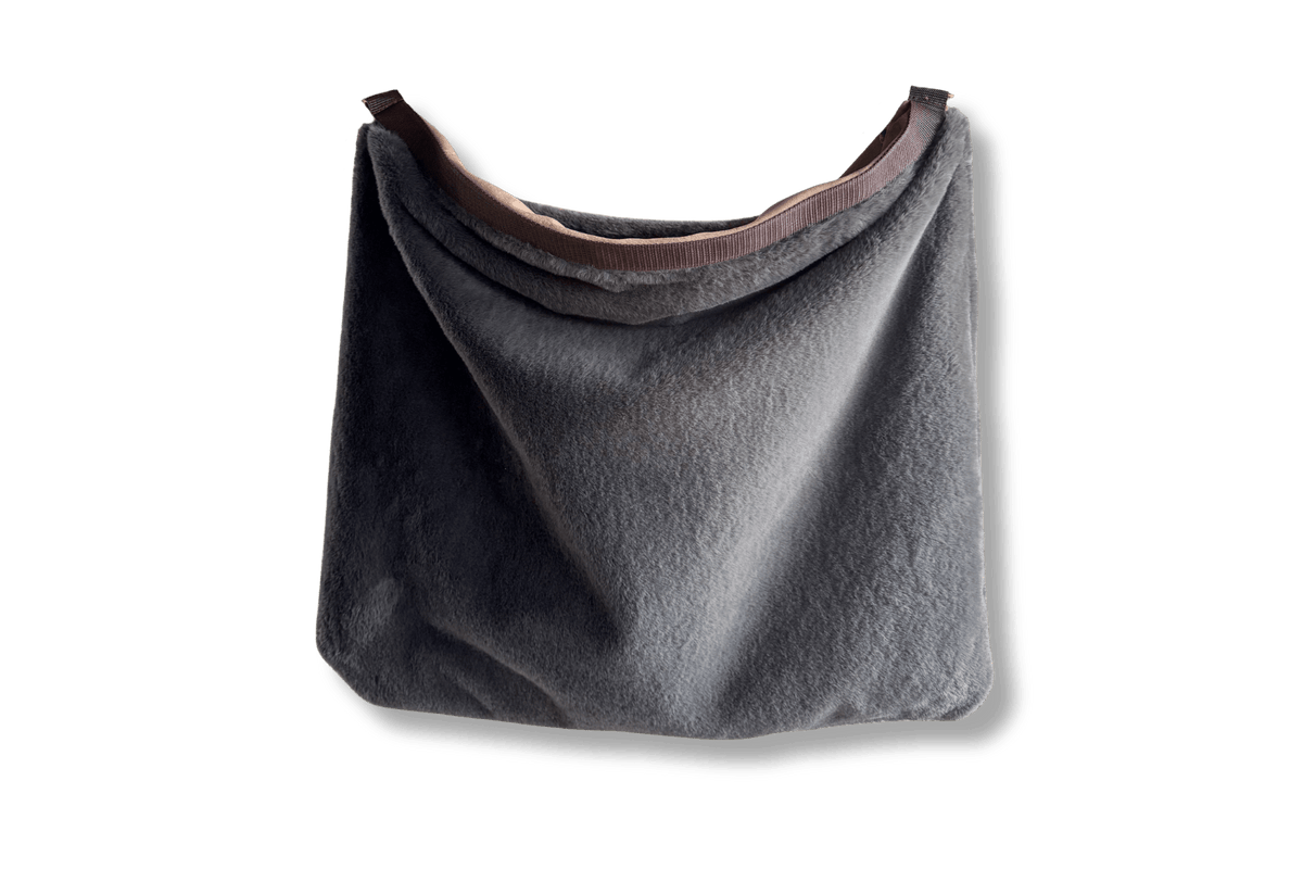 Greta's 3-in-1 reversible fluffy bag