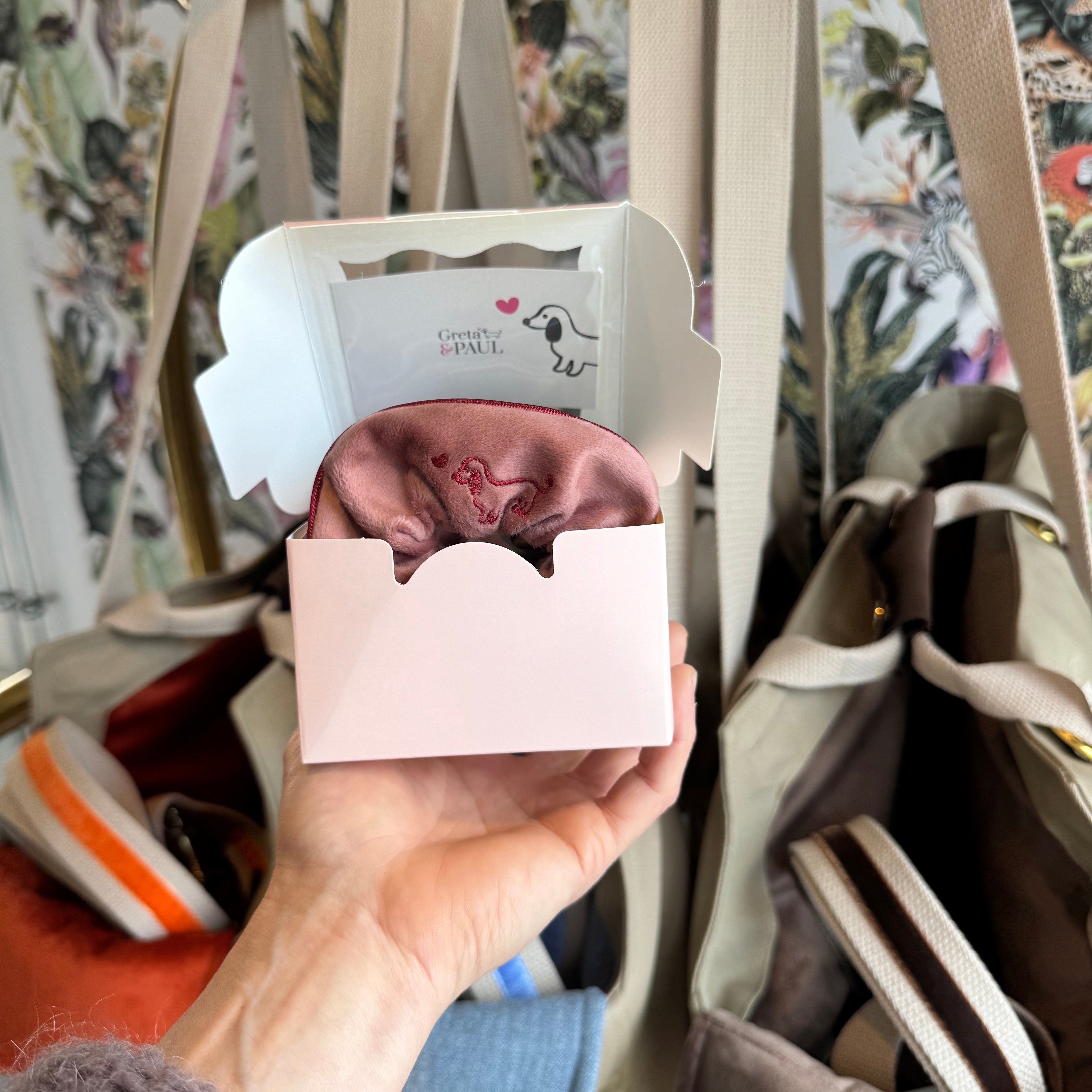 Luisa's Dachshund Scrunchies à la Greta